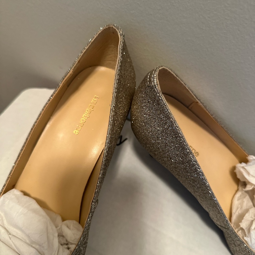 🎓NWT Liz Claiborne Women's Sparkling Silver Heeled Boots - Picture 9 of 11